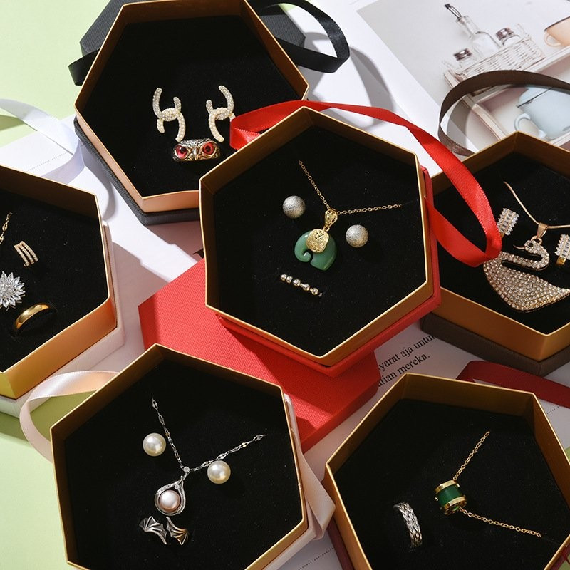 Коробка N84976 Коробка N84976