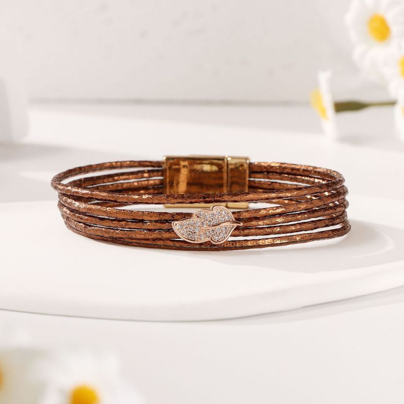 Жесткий браслет CJT05202