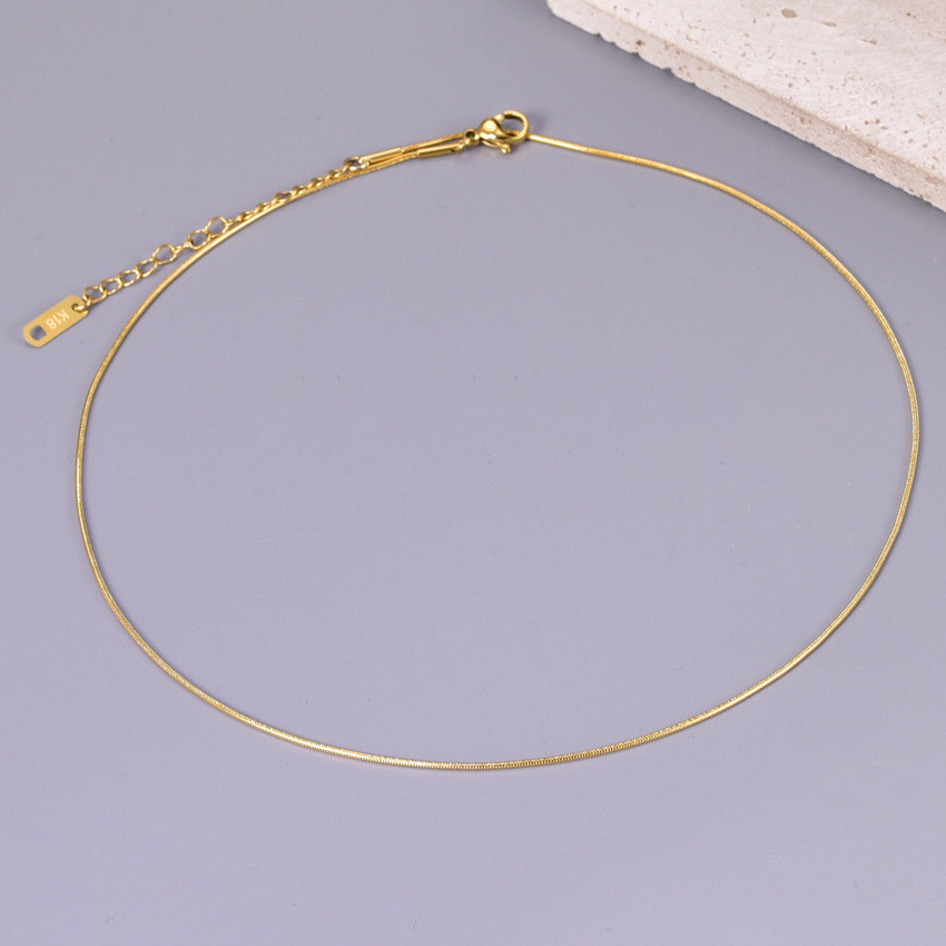 Элегантная цепочка-снейк с гладкой фактурой 1J11675CJJ