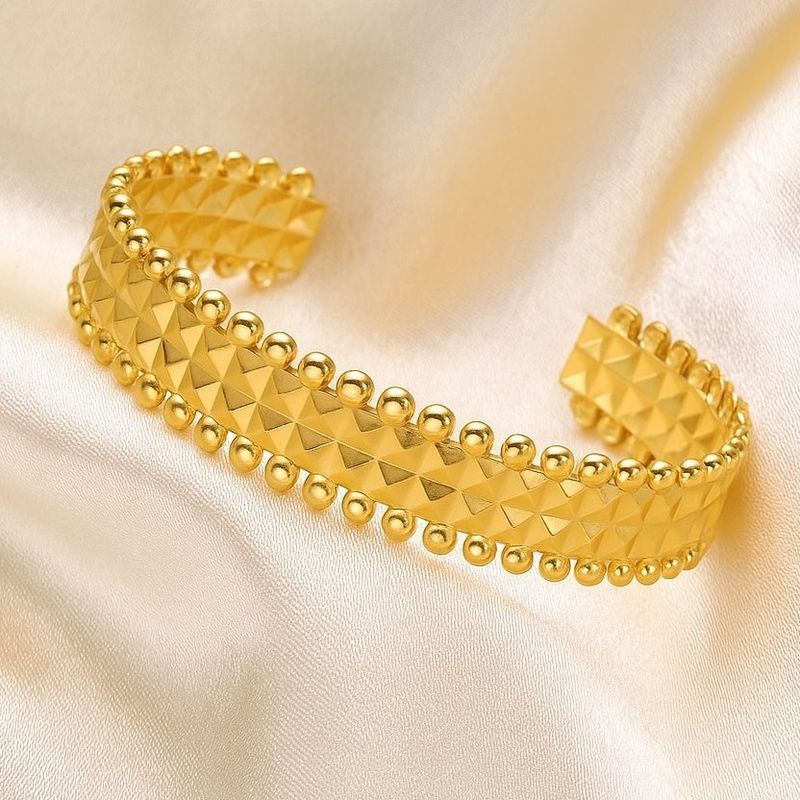 Браслет жесткий объемный с имитацией цепного плетения 1J12207CJJ Браслет жесткий объемный с имитацией цепного плетения 1J12207CJJ