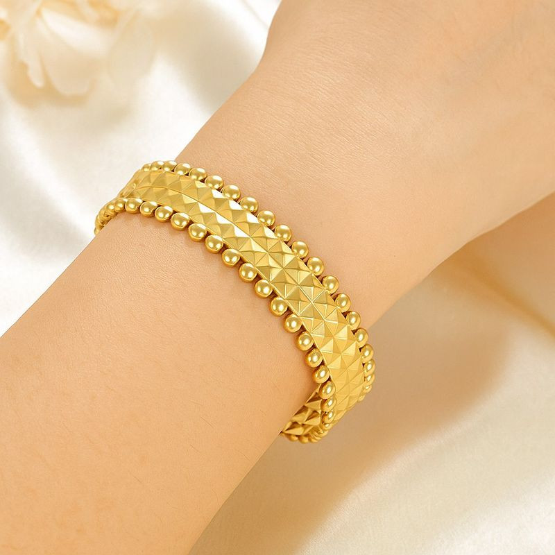 Браслет жесткий объемный с имитацией цепного плетения 1J12207CJJ Браслет жесткий объемный с имитацией цепного плетения 1J12207CJJ