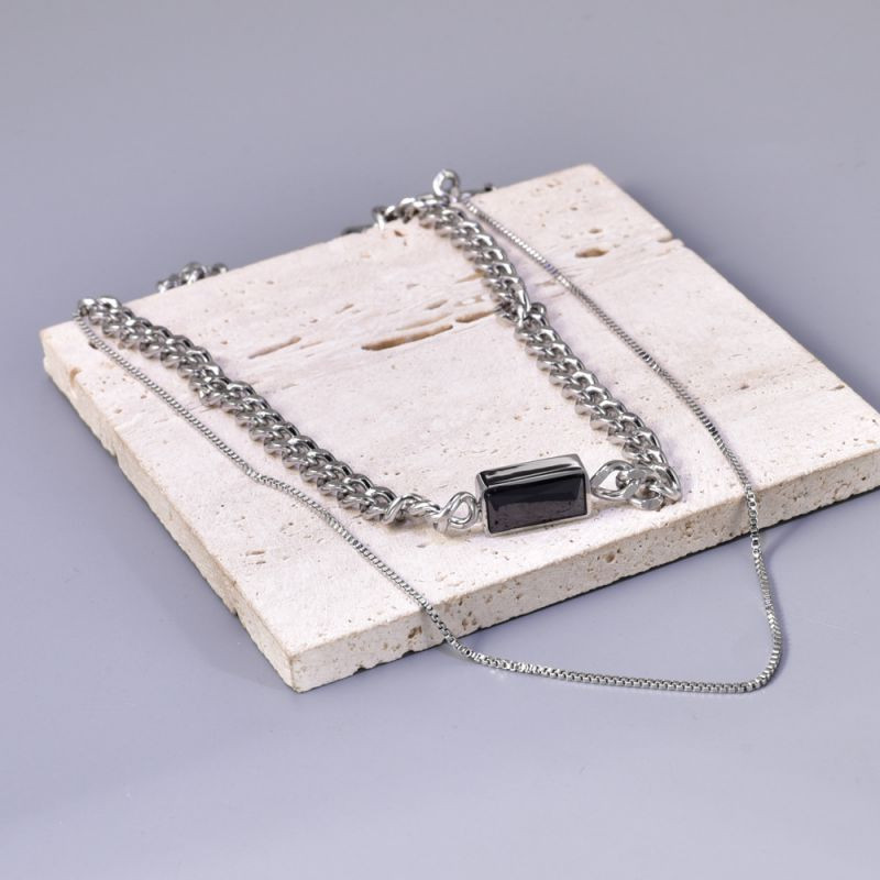 Двойное серебристое колье с черным цилиндром CJL14410 Двойное серебристое колье с черным цилиндром CJL14410