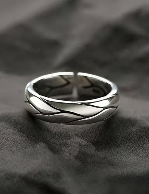 Ювелирное кольцо T68211 Ювелирное кольцо T68211