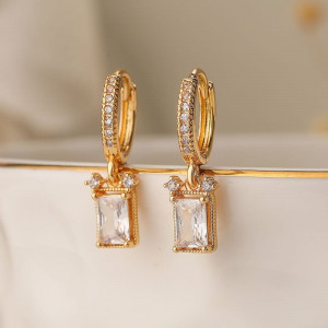 Серьги-кольца с прямоугольными кристаллами N96320 Серьги-кольца с прямоугольными кристаллами N96320