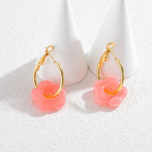 Серьги-кольца с акриловыми цветами CJN72477 Серьги-кольца с акриловыми цветами CJN72477