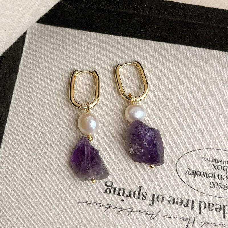 Серьги-подвески с жемчужиной и помпоном CJQ17200 Серьги-подвески с жемчужиной и помпоном CJQ17200