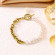 Браслет из жемчуга с золотистой цепью и замком тогл CJR70163 Браслет из жемчуга с золотистой цепью и замком тогл CJR70163