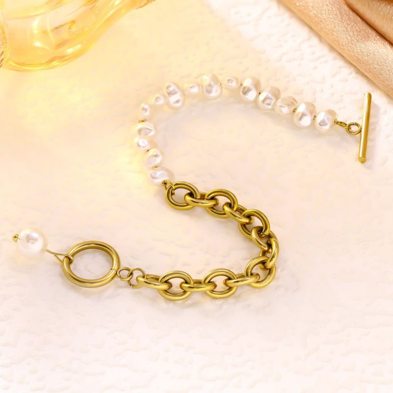 Браслет из жемчуга с золотистой цепью и замком тогл CJR70163 Браслет из жемчуга с золотистой цепью и замком тогл CJR70163