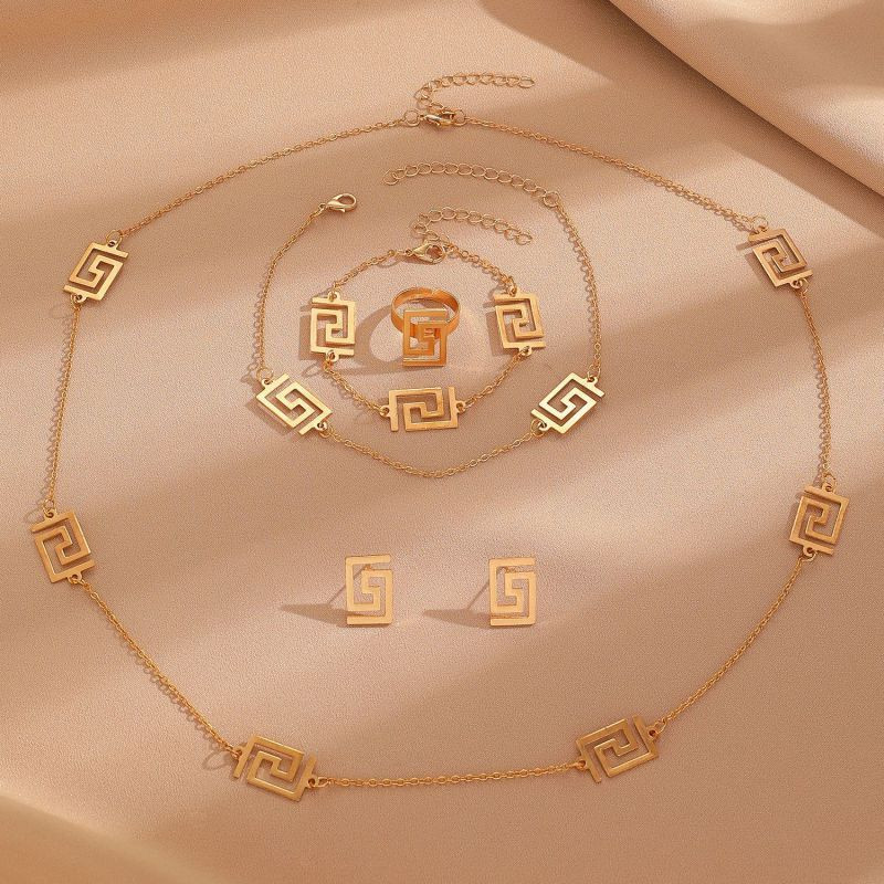 Комплект бижутерии CJP43576