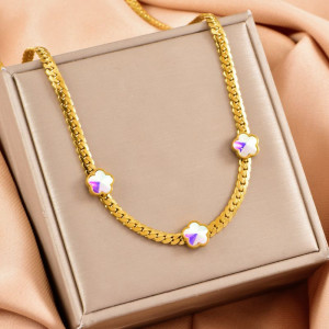 Золотистая цепочка с эмалевым клевером CJL34026