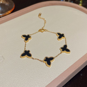 Браслет сталь CJJ31430 Браслет сталь CJJ31430