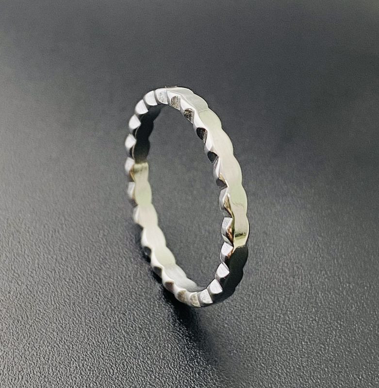 Кольцо стальное фигурное J10236CJJ