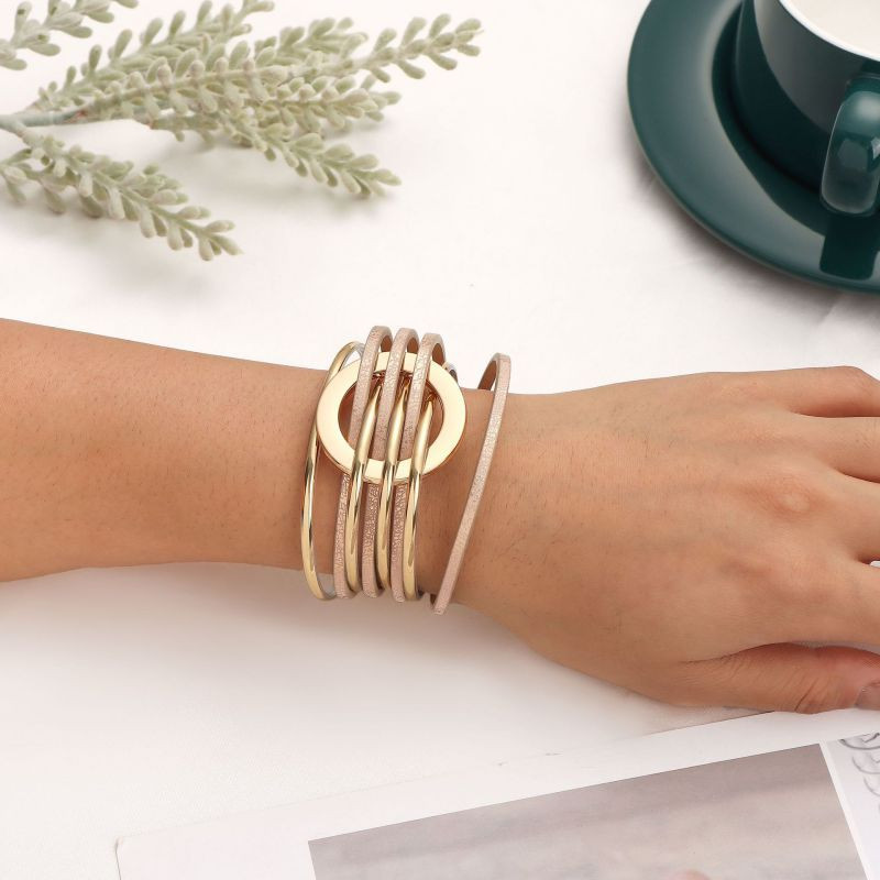 Браслет жесткий многоярусный с центральным кольцом CJT05173 Браслет жесткий многоярусный с центральным кольцом CJT05173