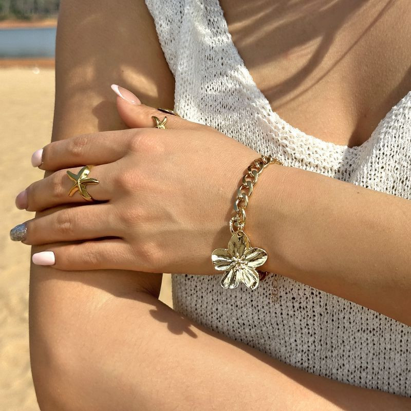 Корейскиий браслет CJT11477