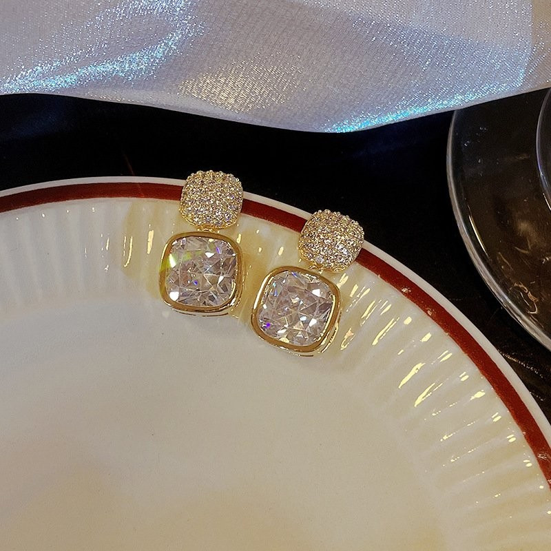 Серьги-гвоздики CJC22139 Серьги-гвоздики CJC22139