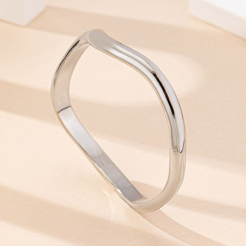 Жесткий браслет CJH99045 Жесткий браслет CJH99045