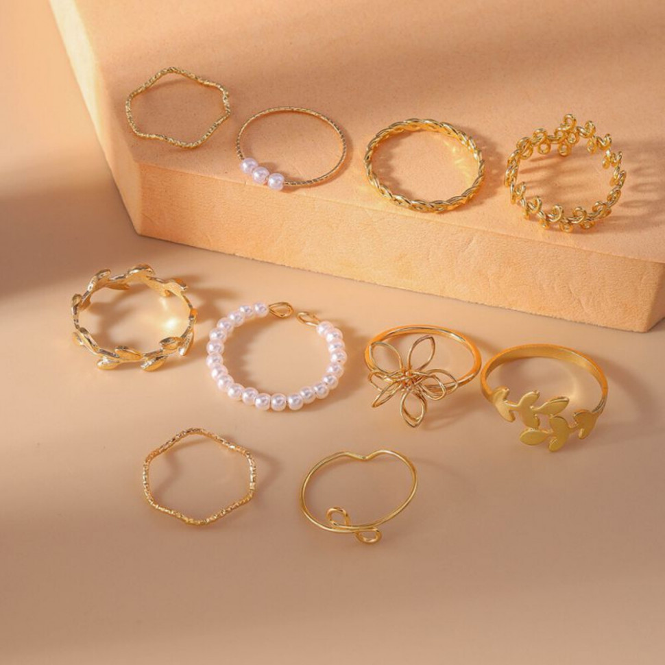 Большой набор золотистых колец с бусинами и звездами CJH74984