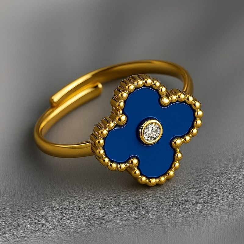 Кольцо с символом удачи клевер и синей вставкой 1J12072CJJ Кольцо с символом удачи клевер и синей вставкой 1J12072CJJ