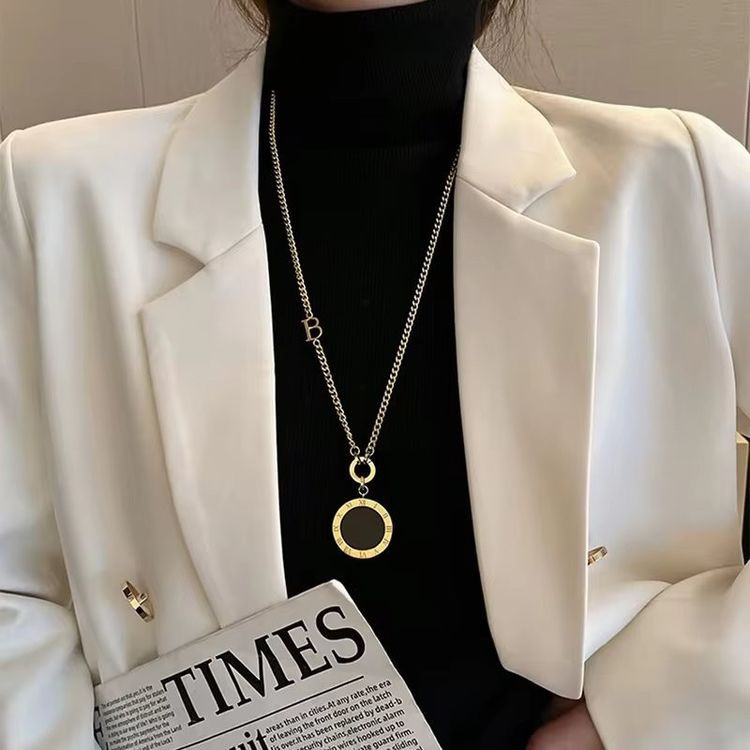 Длинный сотуар с круглым медальоном в стиле минимализм J10560CJJ Длинный сотуар с круглым медальоном в стиле минимализм J10560CJJ