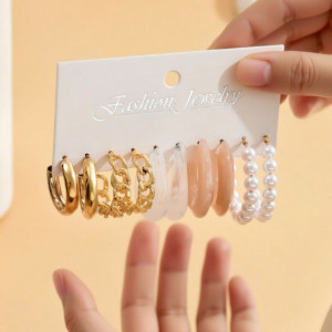 Набор массивных золотистых серег конго с жемчугом и акрилом CJP86786 Набор массивных золотистых серег конго с жемчугом и акрилом CJP86786