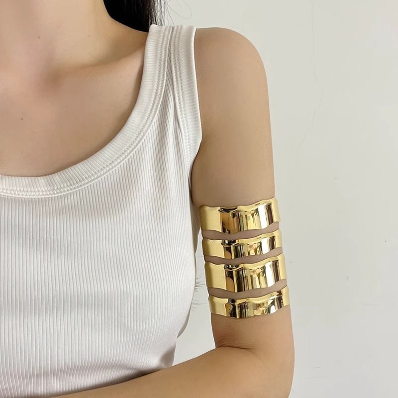 Браслет жесткий на плечо из четырех обручей CJL26565