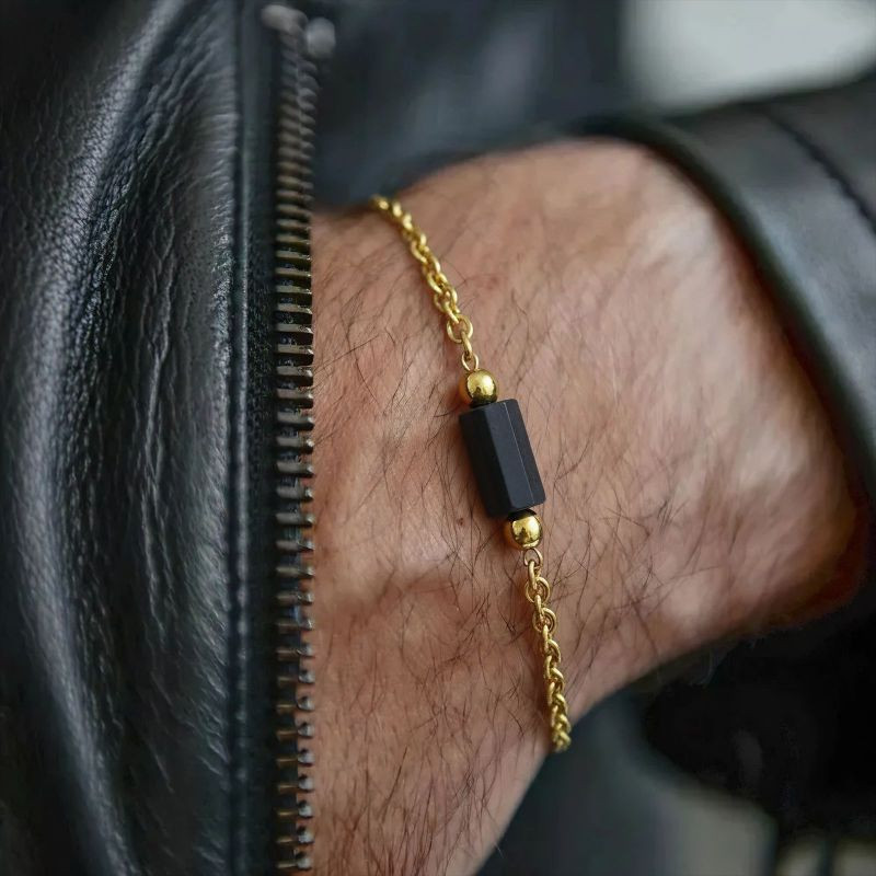 Браслет-цепочка с черной прямоугольной вставкой CJT24287 Браслет-цепочка с черной прямоугольной вставкой CJT24287