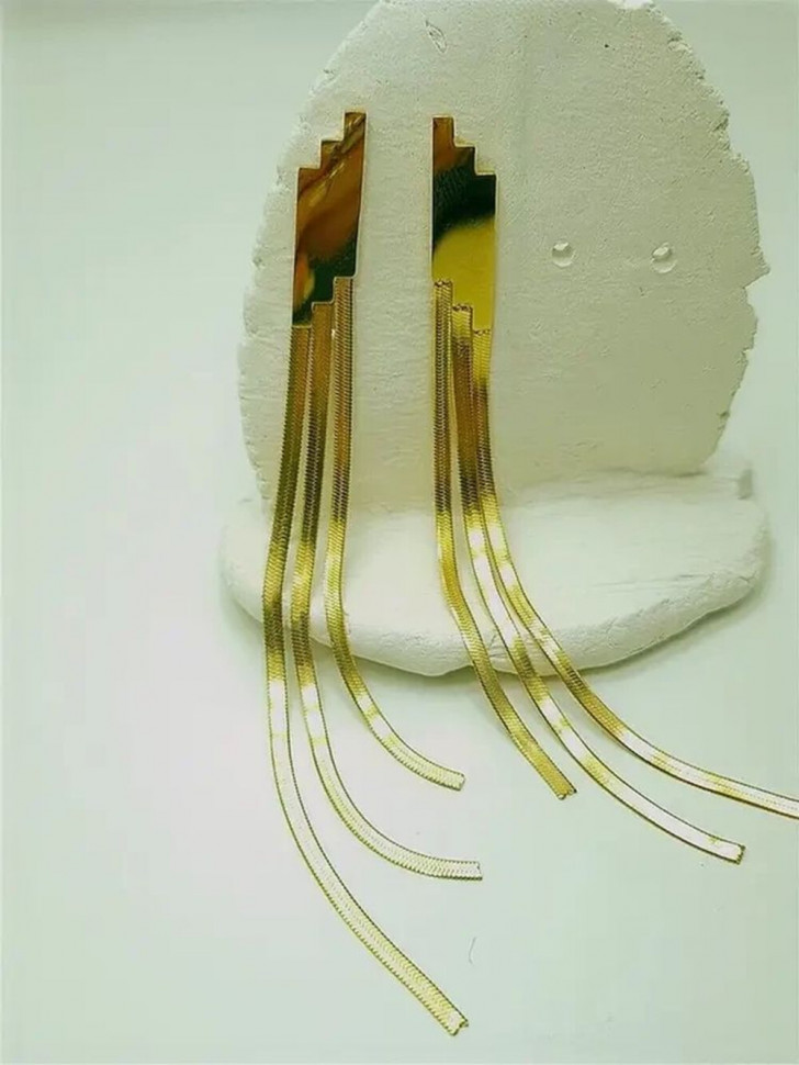 Серьги-гвоздики стальные с напылением золотом висячие J10223CJJ Серьги-гвоздики стальные с напылением золотом висячие J10223CJJ