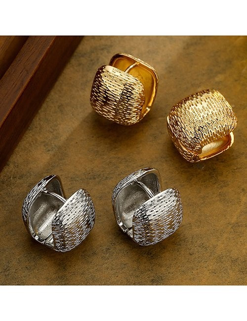 Массивные серебристые конго с паве Z54195 Массивные серебристые конго с паве Z54195