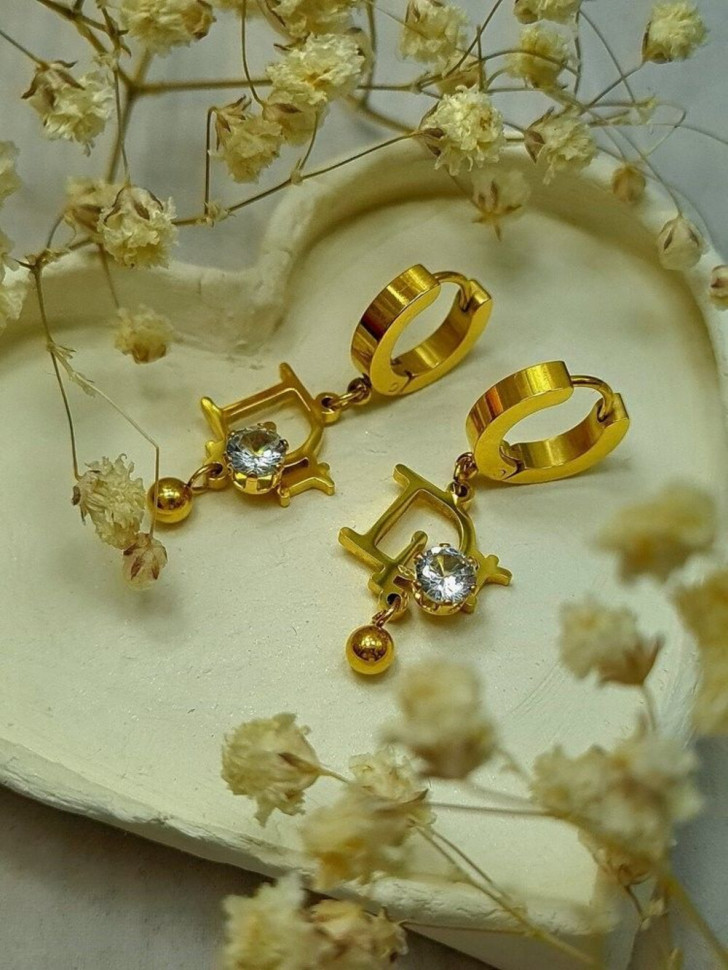 Стальные серьги-конго с напылением золотом кулон фианит J10242CJJ Стальные серьги-конго с напылением золотом кулон фианит J10242CJJ