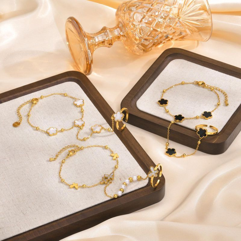 Браслет слейв темный клевер на удачу