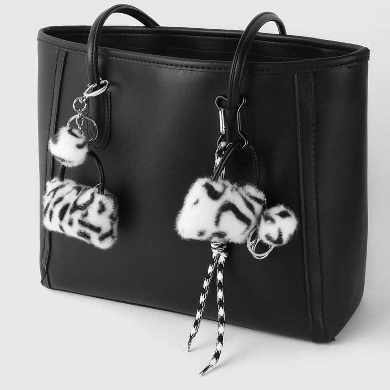 Брелок CJL17380 Брелок CJL17380