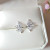 Колье с листьями и цирконом в белом золоте CJX65446
