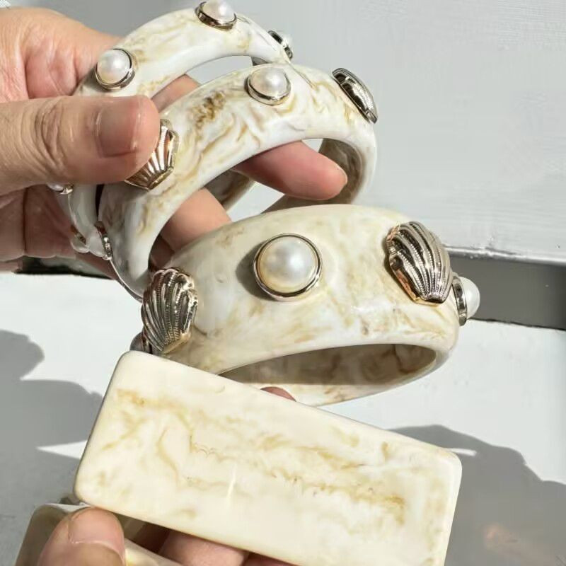 Жесткий браслет CJQ05875 Жесткий браслет CJQ05875