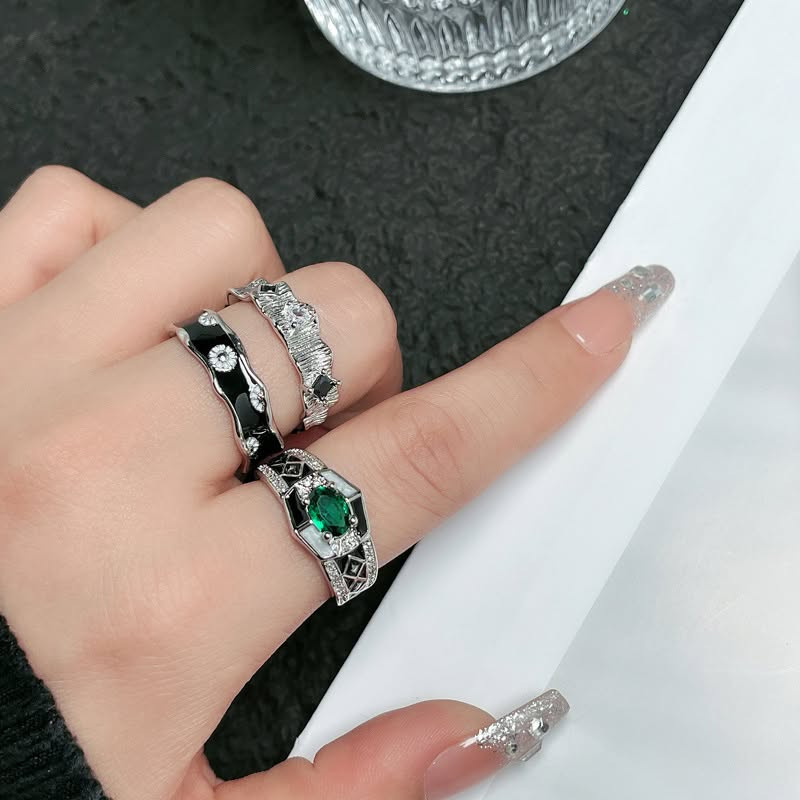 Кольцо с цирконом в классическом касте 1J11685CJJ