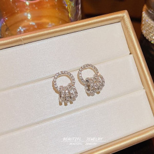 Серьги-пусеты Кольца с подвесками CJD94511