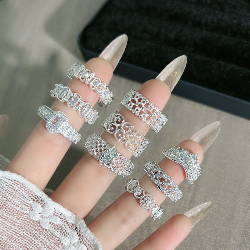 Серебряное кольцо с кружевом CJZ46473
