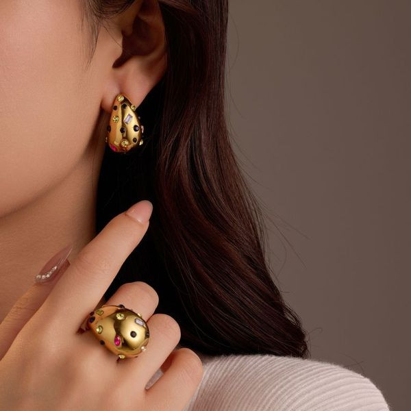 Серьги-пусеты Сердца дутые с разноцветными кристаллами CJL36120