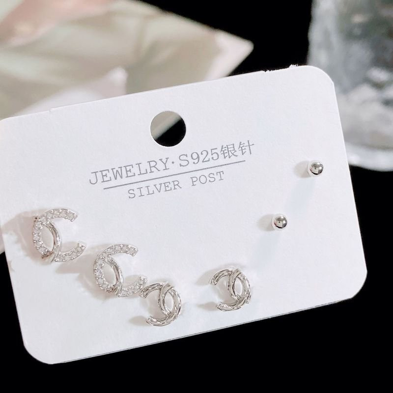 Ювелирный комплект серег CJH82070