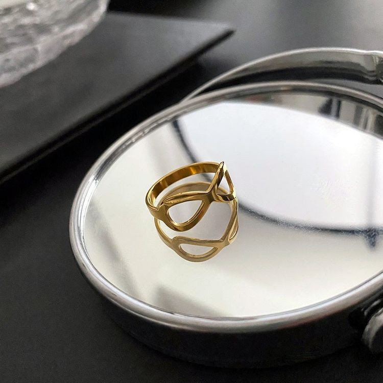 Кольцо медицинская сталь с напылением золотом J11369CJJ Кольцо медицинская сталь с напылением золотом J11369CJJ