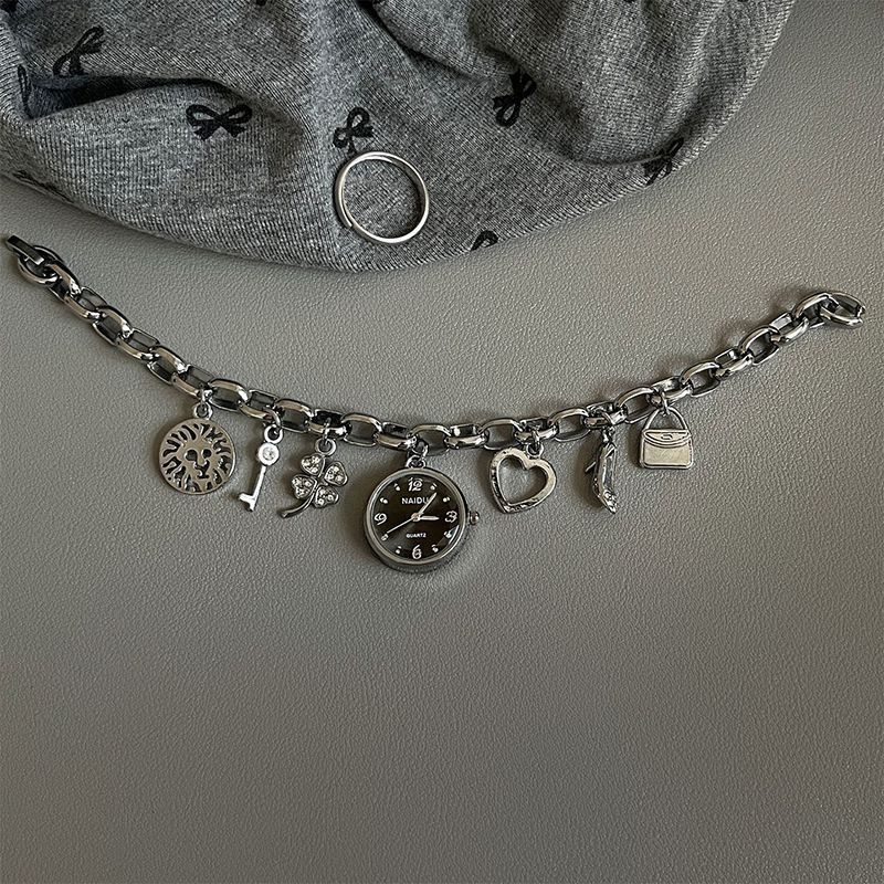 Корейскиий браслет CJT22149