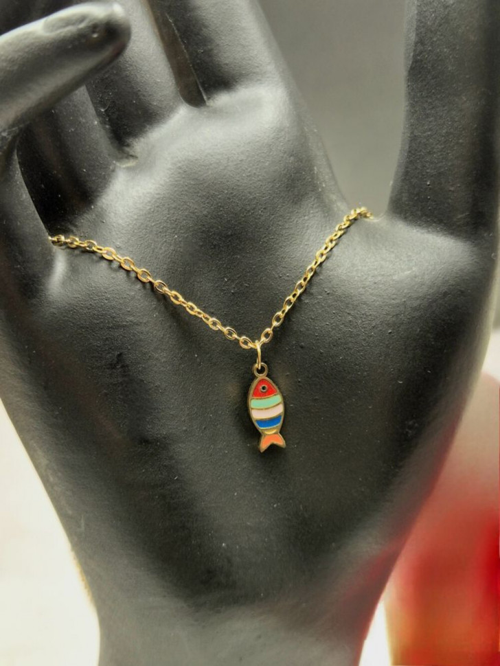 Золотистая цепочка с кулоном в форме яркой рыбки J10571CJJ Золотистая цепочка с кулоном в форме яркой рыбки J10571CJJ