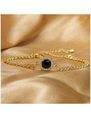 Браслет-цепь с черным агатом в золотистой оправе L76126