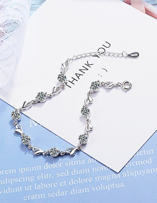 Браслет с ажурными вставками и кристаллами R88318