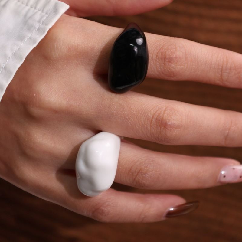 Кольцо CJT21069