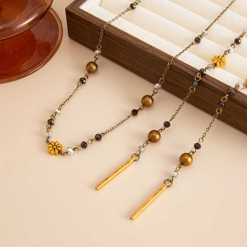 Тонкое многослойное колье-галстук с темными кристаллами CJS98338 Тонкое многослойное колье-галстук с темными кристаллами CJS98338