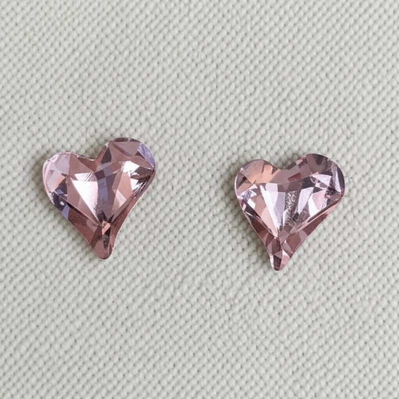 Нежные серьги-пусеты розовые сердца 1J11828CJJ Нежные серьги-пусеты розовые сердца 1J11828CJJ