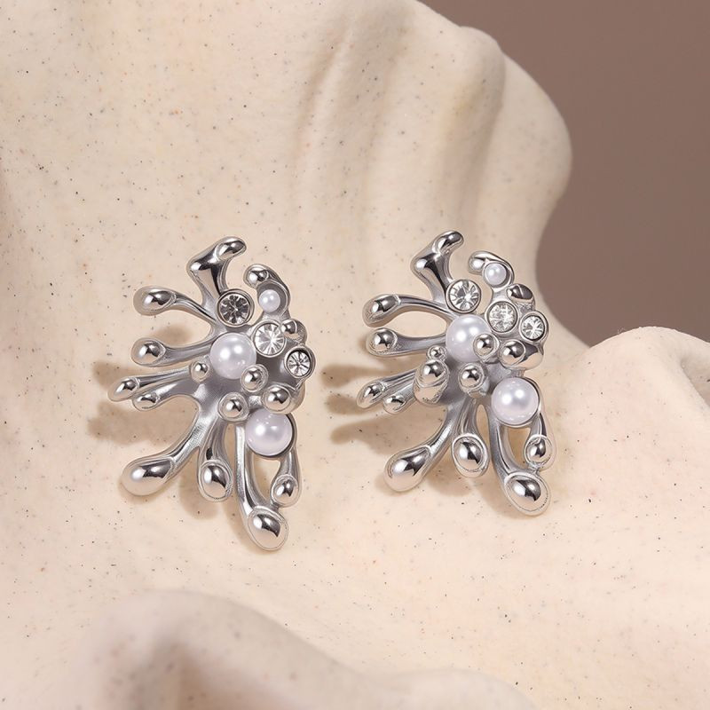 Серьги-пусеты Абстрактные с жемчугом CJR63582