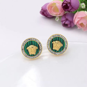 Стальные серьги пусеты в античном стиле Медуза Горгона и изумрудная эмаль 1J10860CJJ