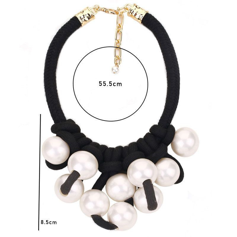 Массивное колье на черном шнуре с крупными жемчужинами CJP62785