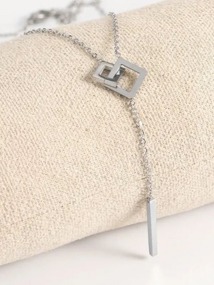 Стальная цепочка-галстук с геометрическими кулонами в форме квадратов J10157CJJ